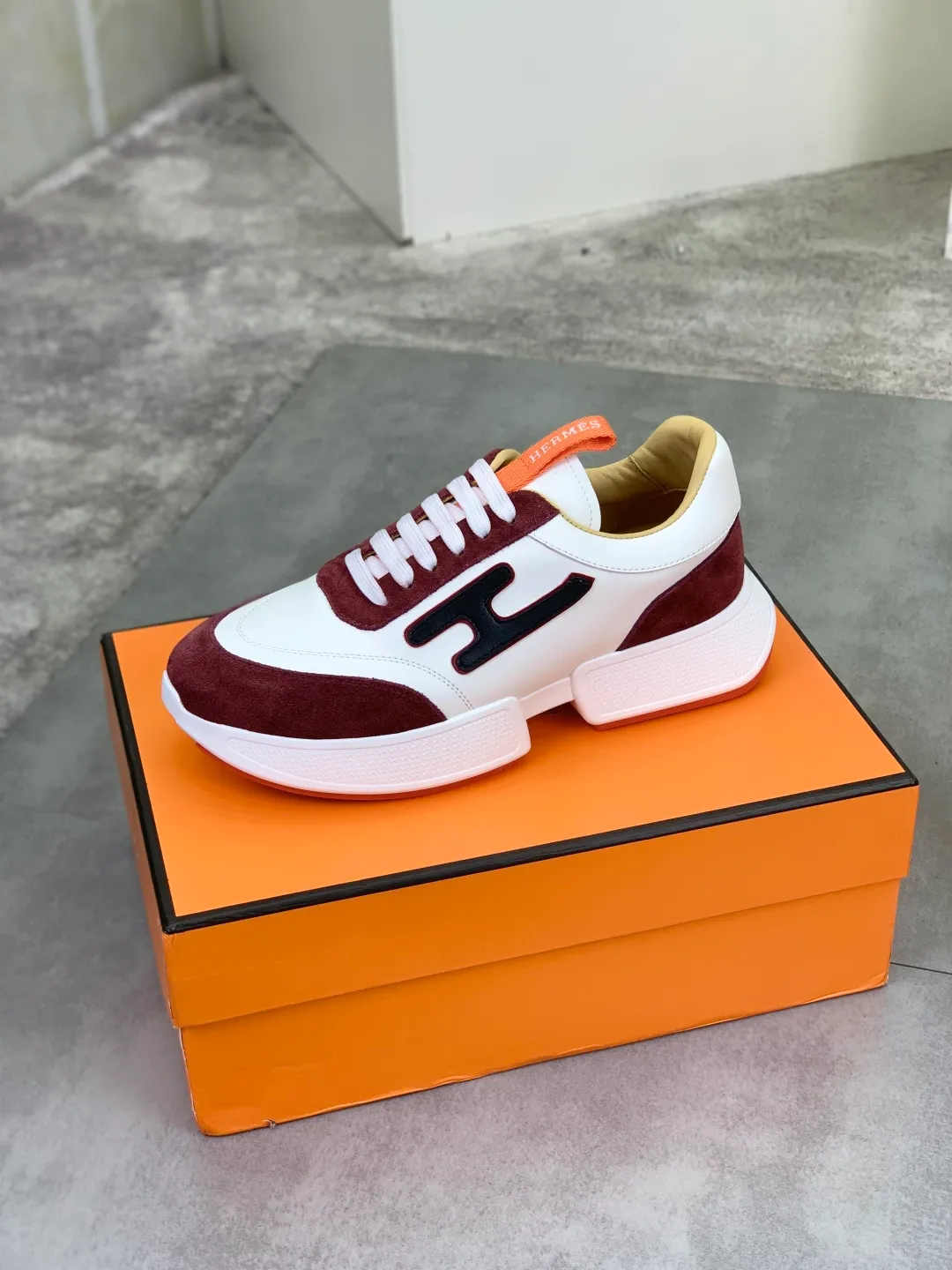 Men's shoes 💰P460 new style [HERMES] Hermès - High-end quality original order - Upper: 🔝 Napa calfskin, sewn brand 'H' totem - Inner: water-dyed cowhide - Outsole: ultra-light TPU foam; molded outsole - Ultra-high quality control·Fine workmanship: highlighted (high-end·luxury·grade) -Size: 38-44 (45 can be customized)·